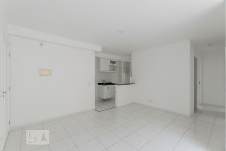 Sala de apartamento para alugar com 3 quartos, 62m² em Jardim Santa Emília, São Paulo