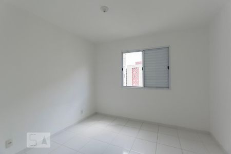 Quarto 2 de apartamento para alugar com 3 quartos, 62m² em Jardim Santa Emília, São Paulo