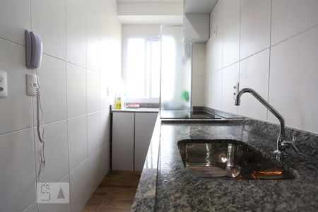 Cozinha de kitnet/studio para alugar com 1 quarto, 37m² em Vila Gomes, São Paulo