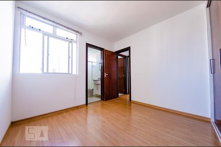 Quarto Suíte de apartamento para alugar com 3 quartos, 74m² em Calafate, Belo Horizonte
