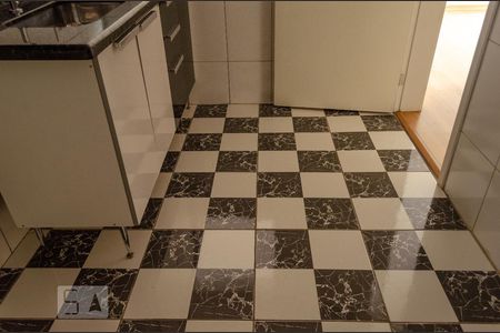 Cozinha de apartamento à venda com 3 quartos, 90m² em Candelária, Belo Horizonte