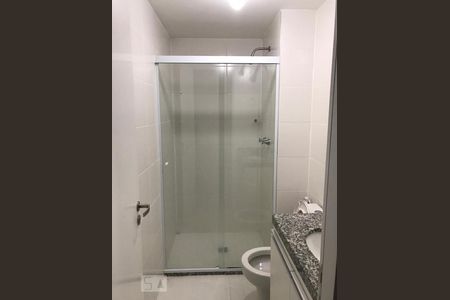 Banheiro de kitnet/studio para alugar com 1 quarto, 26m² em Campos Elíseos, São Paulo