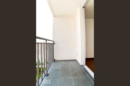 Sacada de apartamento à venda com 3 quartos, 63m² em Vila Guilherme, São Paulo