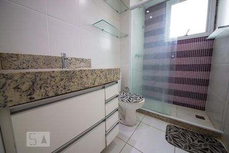 Banheiro de apartamento à venda com 2 quartos, 81m² em Icaraí, Niterói