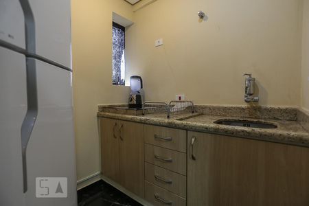 Cozinha de kitnet/studio à venda com 1 quarto, 27m² em Vila Clementino, São Paulo