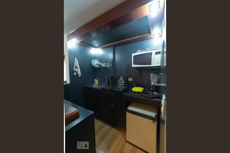 Cozinha de apartamento para alugar com 1 quarto, 50m² em Cidade Monções, São Paulo