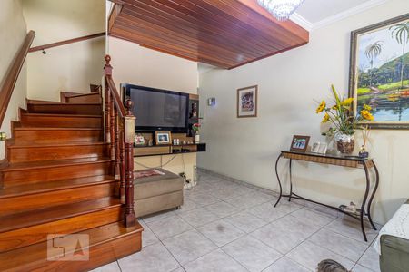 Sala  de casa à venda com 5 quartos, 249m² em Cidade das Flores, Osasco