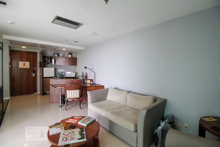 Sala de apartamento à venda com 1 quarto, 53m² em Barra da Tijuca, Rio de Janeiro