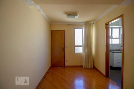 Sala de apartamento à venda com 2 quartos, 59m² em Nova Suíssa, Belo Horizonte