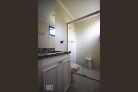 Banheiro Suíte 1 de apartamento para alugar com 3 quartos, 150m² em Vila Andrade, São Paulo