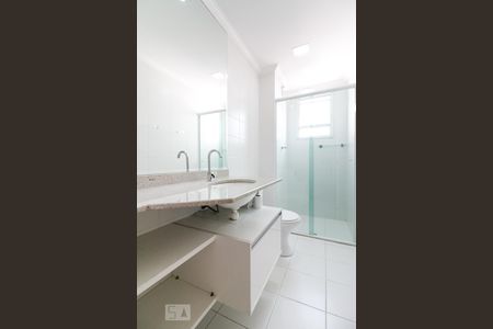 Banheiro de apartamento à venda com 1 quarto, 65m² em Presidente Altino, Osasco