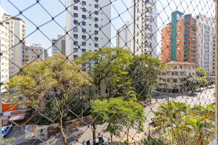 suíte de apartamento para alugar com 3 quartos, 175m² em Jardim Paulista, São Paulo