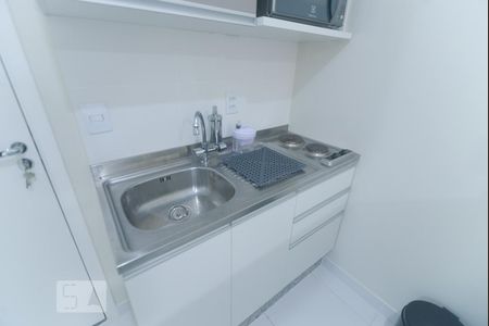 Cozinha de apartamento para alugar com 1 quarto, 32m² em Catumbi, São Paulo