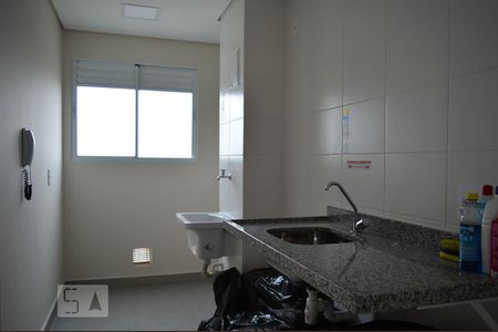 Cozinha e Área de Serviço de apartamento à venda com 2 quartos, 48m² em Padroeira, Osasco