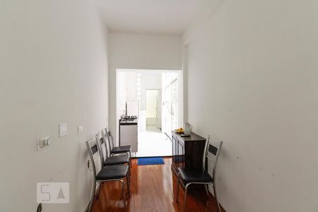 Corredor  de casa para alugar com 2 quartos, 70m² em Canindé, São Paulo