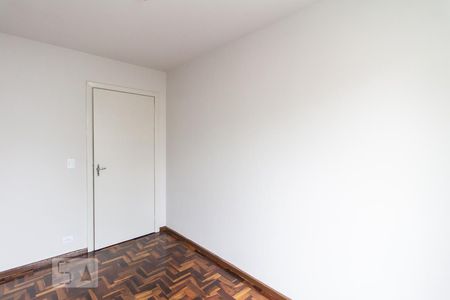 Quarto 2 de apartamento para alugar com 3 quartos, 67m² em São Francisco, Curitiba