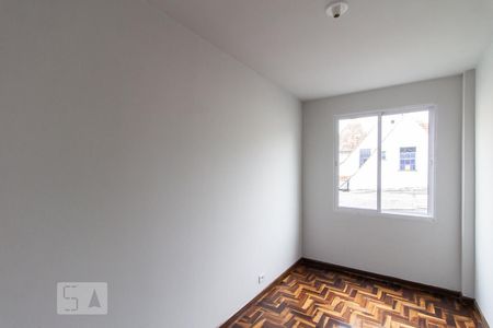 Quarto 3 de apartamento para alugar com 3 quartos, 67m² em São Francisco, Curitiba