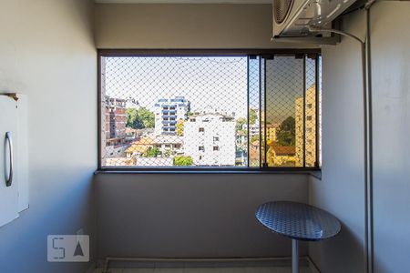 Sacada de apartamento à venda com 3 quartos, 80m² em Centro, Canoas