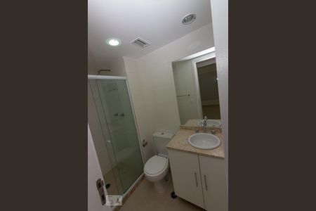 Banheiro de apartamento para alugar com 2 quartos, 73m² em Recreio dos Bandeirantes, Rio de Janeiro
