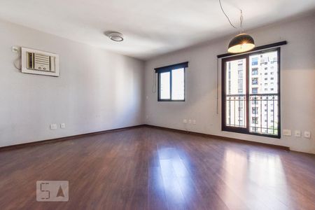 Studio para alugar com 33m², 1 quarto e 1 vagaSala e Quarto