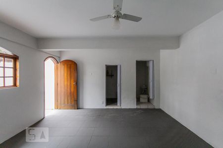 Casa à venda com 200m², 4 quartos e 3 vagas Casa à venda com 200m², 4 quartos e 3 vagasSalão de Festas / Escritório