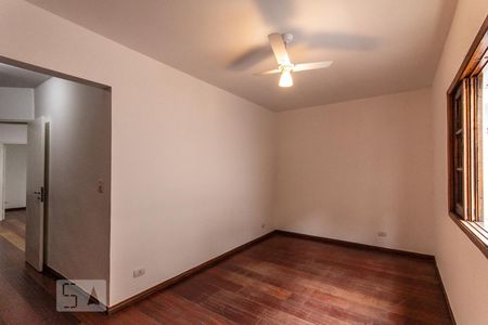 Casa à venda com 200m², 4 quartos e 3 vagas Casa à venda com 200m², 4 quartos e 3 vagasQuarto 3