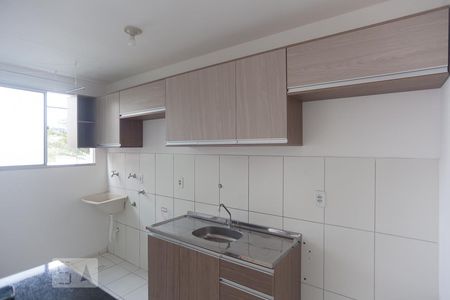 Cozinha de apartamento à venda com 2 quartos, 48m² em Loteamento Parque São Martinho, Campinas