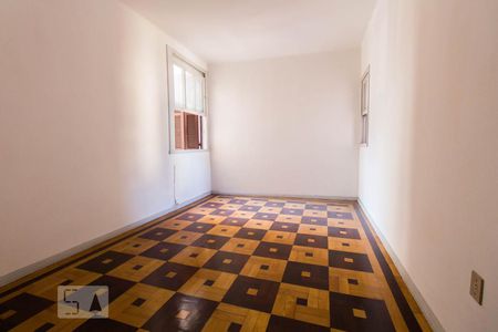 Quarto de apartamento para alugar com 2 quartos, 60m² em Farroupilha, Porto Alegre