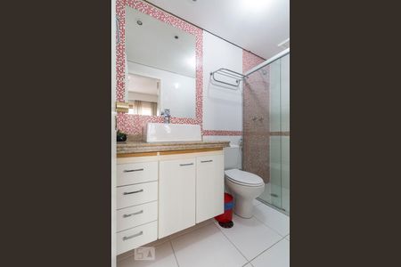 Banheiro Social de kitnet/studio à venda com 1 quarto, 35m² em Vila Clementino, São Paulo