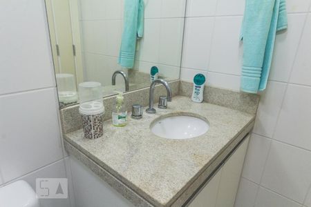 Apartamento para alugar com 78m², 2 quartos e 2 vagas Apartamento para alugar com 78m², 2 quartos e 2 vagasBanheiro