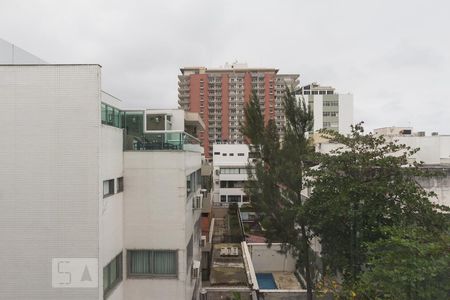 Apartamento para alugar com 78m², 2 quartos e 2 vagas Apartamento para alugar com 78m², 2 quartos e 2 vagasVaranda