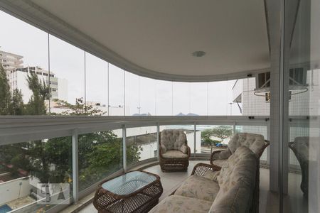 Apartamento para alugar com 78m², 2 quartos e 2 vagas Apartamento para alugar com 78m², 2 quartos e 2 vagasVaranda