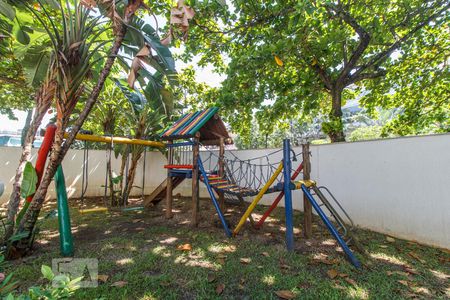 Apartamento para alugar com 78m², 2 quartos e 2 vagas Apartamento para alugar com 78m², 2 quartos e 2 vagasÁrea comum - Parquinho