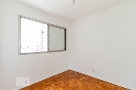 Segundo dormitório de apartamento para alugar com 2 quartos, 61m² em Vila Olímpia, São Paulo