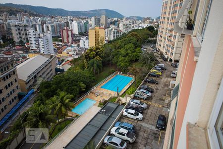 Vista da Sala de apartamento à venda com 2 quartos, 73m² em Icaraí, Niterói