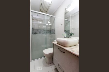Banheiro de apartamento à venda com 3 quartos, 64m² em Chácara Belenzinho, São Paulo