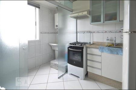 Cozinha de apartamento à venda com 2 quartos, 67m² em Camaquã, Porto Alegre