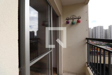 Sacada de apartamento para alugar com 3 quartos, 65m² em Jardim Flor da Montanha, Guarulhos