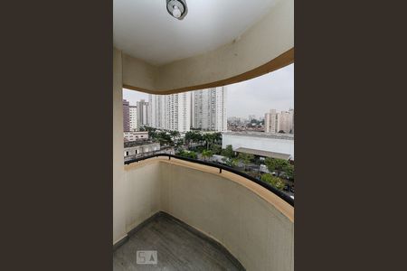 Varanda de apartamento para alugar com 3 quartos, 67m² em Tatuapé, São Paulo