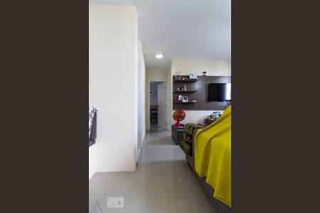Acesso aos Quartos e Banheiro  de apartamento para alugar com 2 quartos, 69m² em Vila Bela, São Paulo