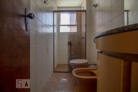 Banheiro de apartamento para alugar com 3 quartos, 105m² em Gutierrez, Belo Horizonte