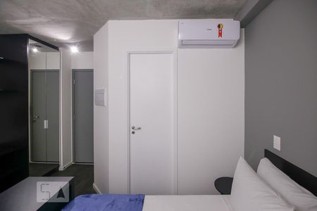 Studio de kitnet/studio para alugar com 1 quarto, 28m² em Bom Retiro, São Paulo