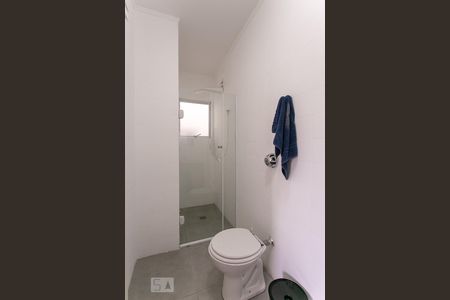 Banheiro de apartamento para alugar com 2 quartos, 150m² em Jardim Botânico, Porto Alegre