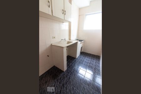 Cozinha e Área de Serviço de apartamento para alugar com 1 quarto, 33m² em Rebouças, Curitiba