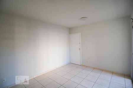 Sala de apartamento à venda com 3 quartos, 70m² em Buritis, Belo Horizonte