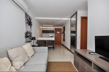 Sala de apartamento para alugar com 1 quarto, 35m² em Jacarepaguá, Rio de Janeiro