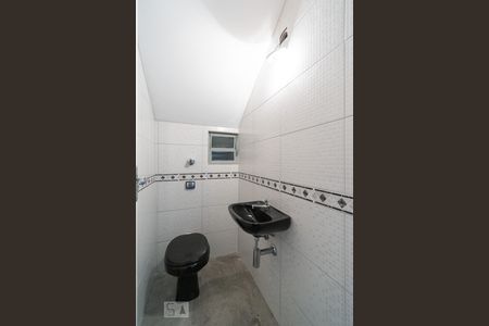 Lavabo de casa para alugar com 3 quartos, 280m² em Campo Belo, São Paulo