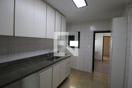 Cozinha de apartamento para alugar com 3 quartos, 215m² em Santana, São Paulo