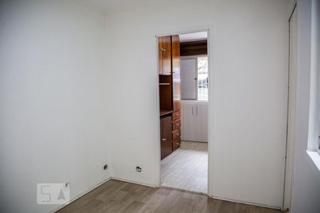 Sala de apartamento à venda com 2 quartos, 44m² em Jardim Dona Sinhá, São Paulo