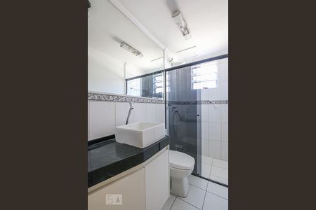 Apartamento à venda com 64m², 3 quartos e 2 vagas Apartamento à venda com 64m², 3 quartos e 2 vagasBanheiro Social